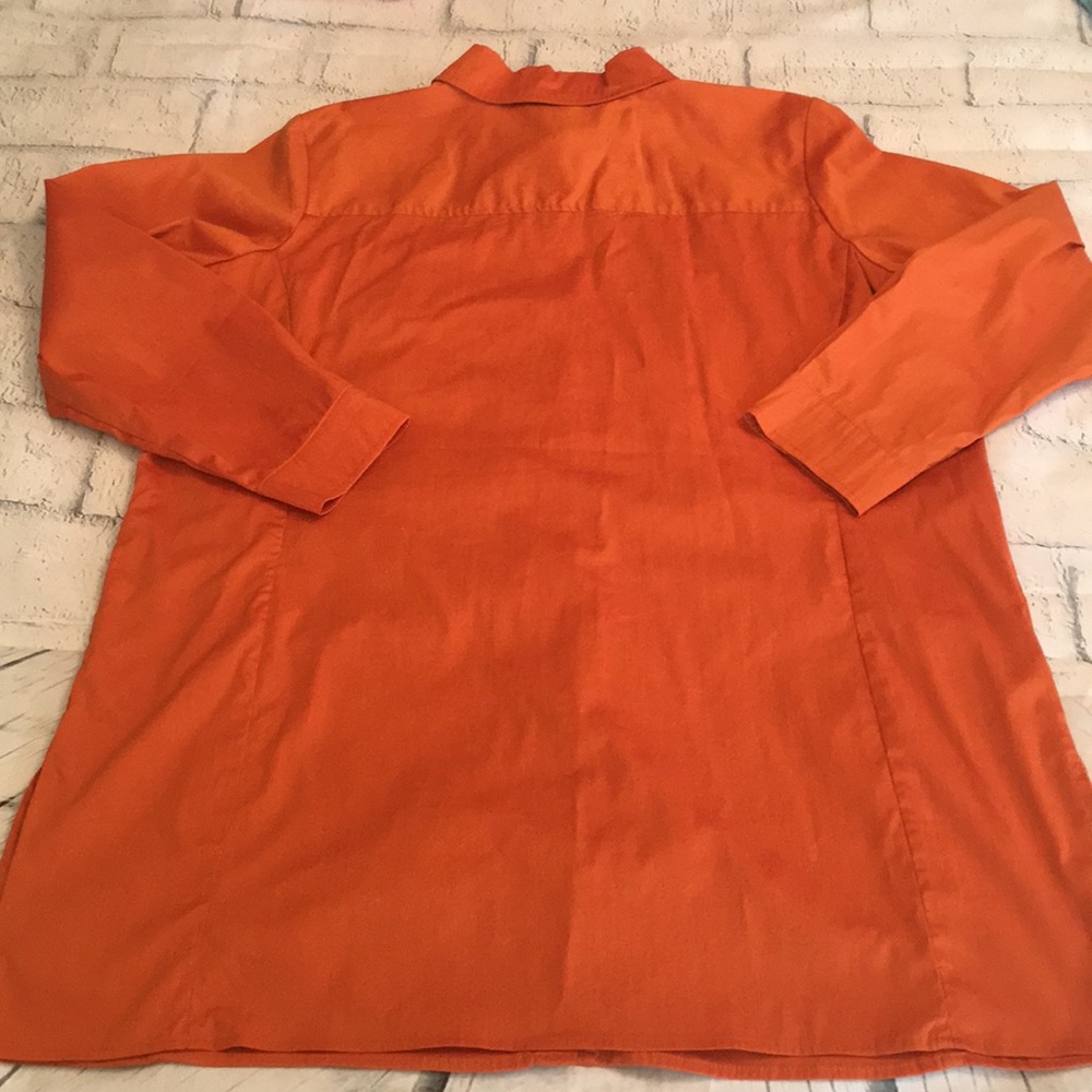 Avenue Stretchy Tunic Button Down - image 8